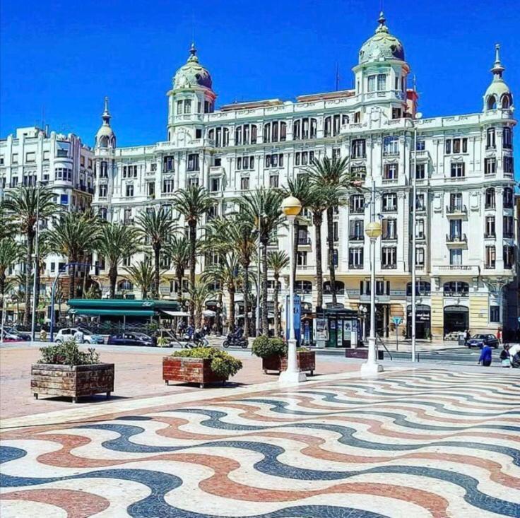 Alicante Centre ,Plage Et Quartier Anime,Wifi ,Climatisation Exterior photo